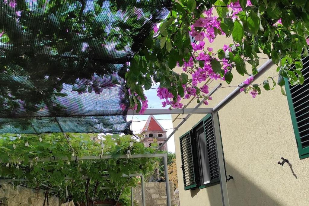 Luxury City Centre Apartment With Stunning View Omiš Zewnętrze zdjęcie