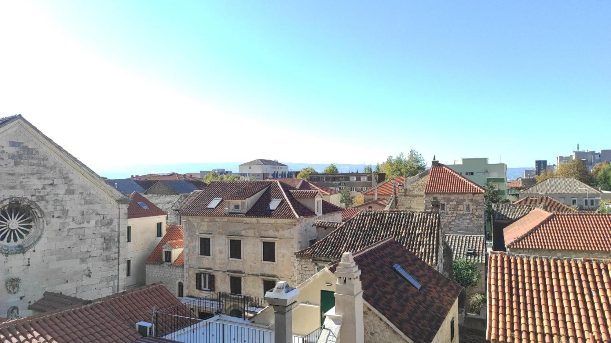 Luxury City Centre Apartment With Stunning View Omiš Zewnętrze zdjęcie