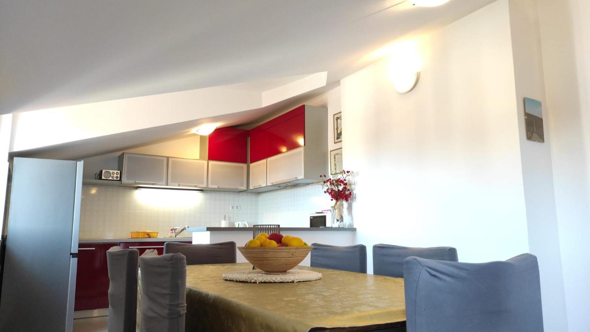 Luxury City Centre Apartment With Stunning View Omiš Zewnętrze zdjęcie